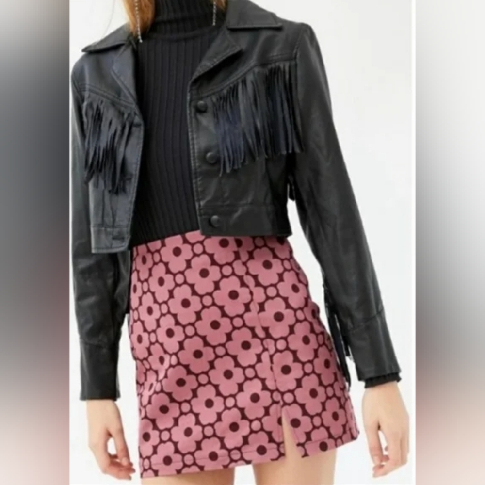 Urban Outfitters Daisy Mini Skirt M